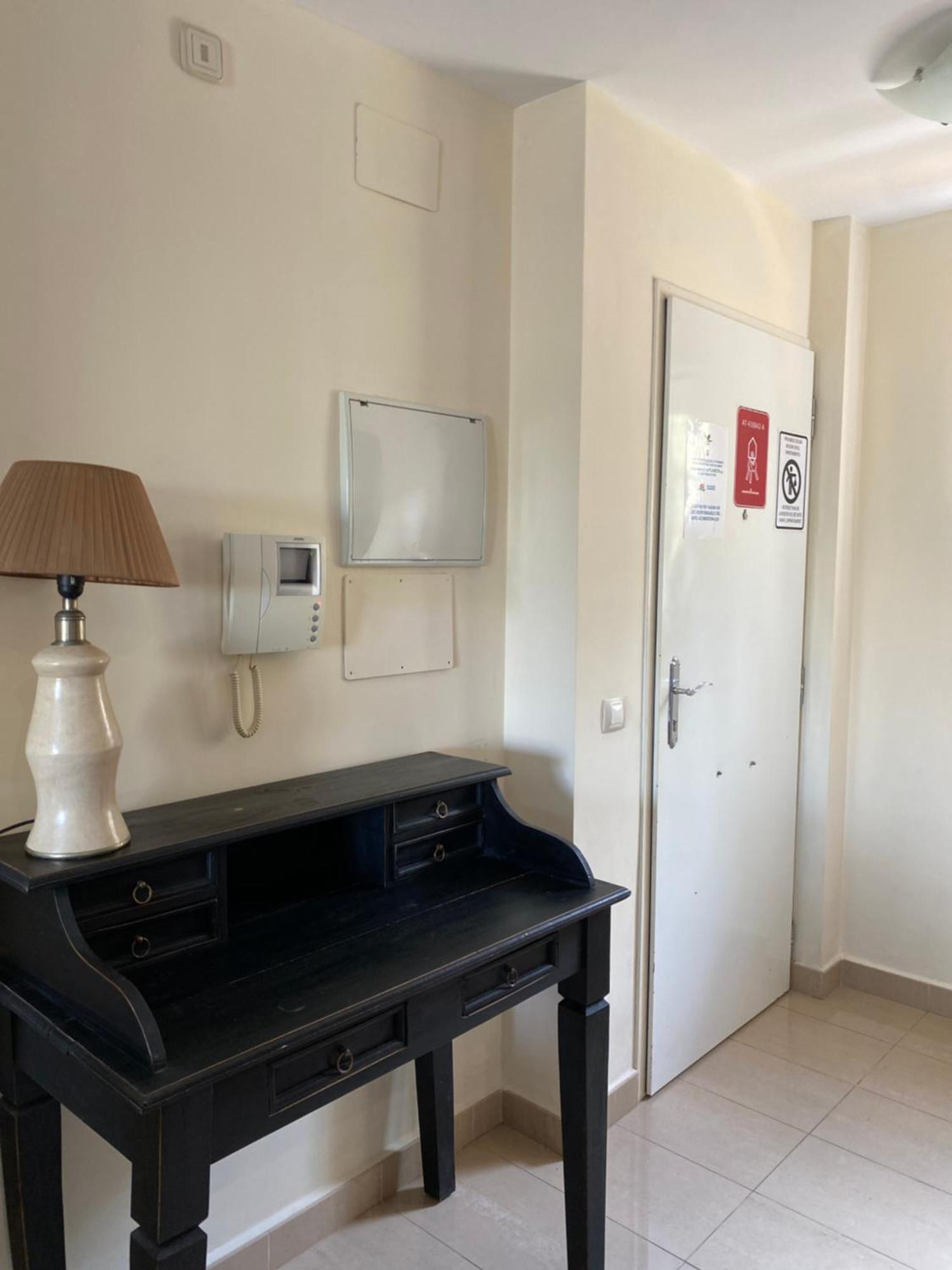 Apartment Apartamentos Carlton Vyb